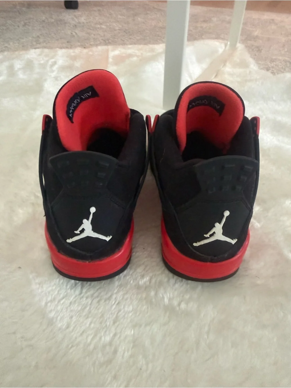Jordan 4’s Red Thunder